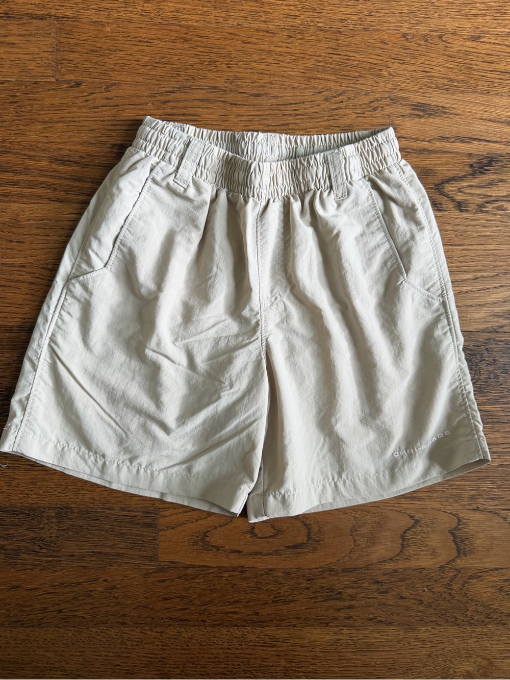 Columbia PFG Light Khaki Shorts size S/8